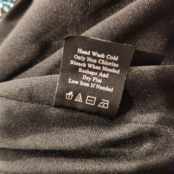 T&W Designs Womens Black Paisley Embroidered Beaded Bolero Jacket Size Small - Picture 7 of 11